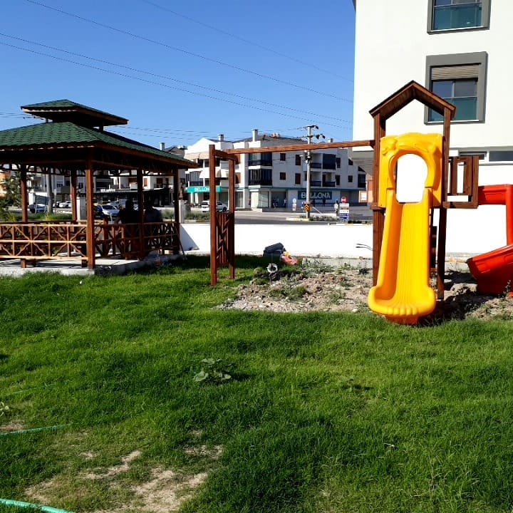 Balıkesir - Ayvalık Çocuk Oyun Parkı ve Kamelya Çalışması